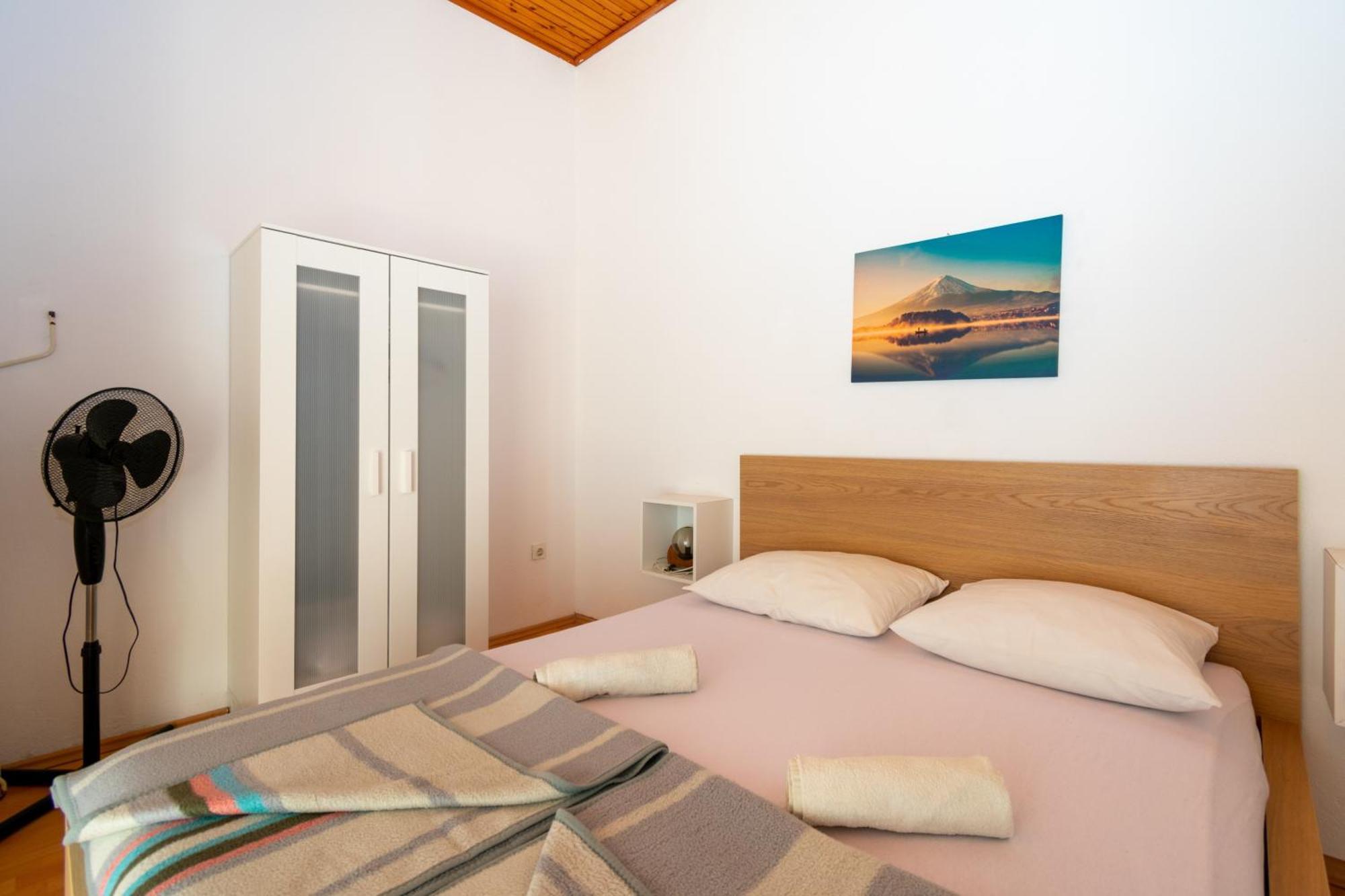 Apartments By The Sea Mandre, Pag - 4101 Kolan Habitación foto
